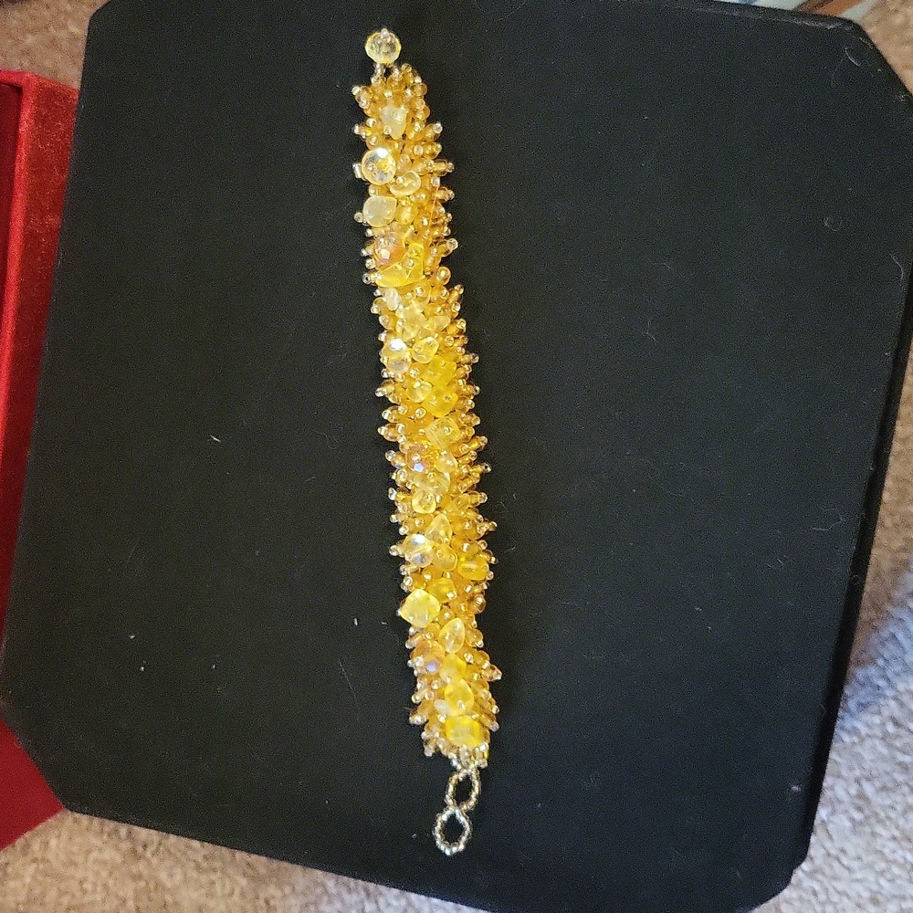 Beaded bracelet